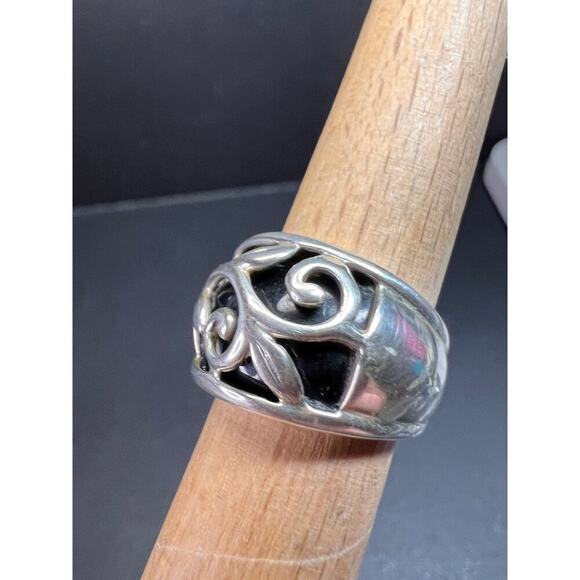 Vintage sterling silver black onyx ring size 5 - Picture 8 of 15
